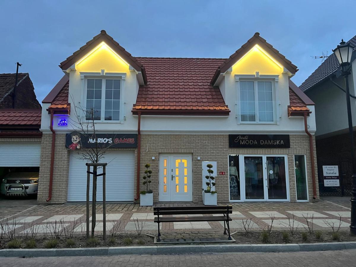 Golden Residence Leba Exterior photo