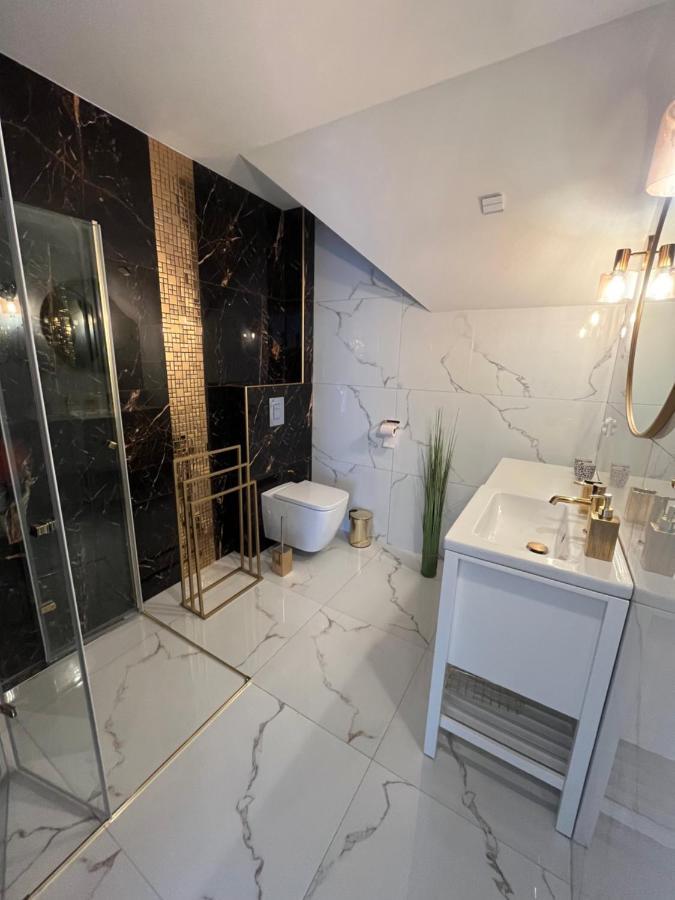 Golden Residence Leba Exterior photo