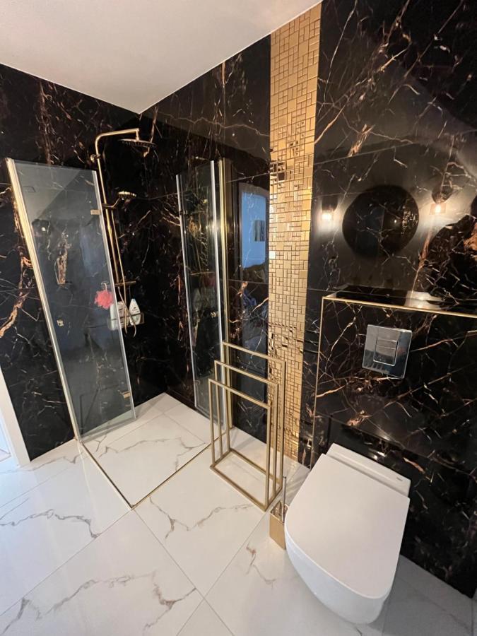 Golden Residence Leba Exterior photo
